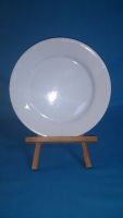 Assiettes rondes plates diam 240